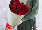 Купить Букет из 25 красных роз 60-70 см (Эквадор) в  с бесплатной доставкой: цена, фото, описание