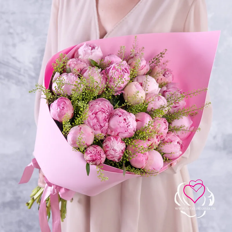 Букет из 25 розовых пионов (Премиум) с тиласпией
