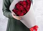 Купить Букет из 15 красных роз 60-70 см (Эквадор) в Санкт-Петербурге с бесплатной доставкой: цена, фото, описание