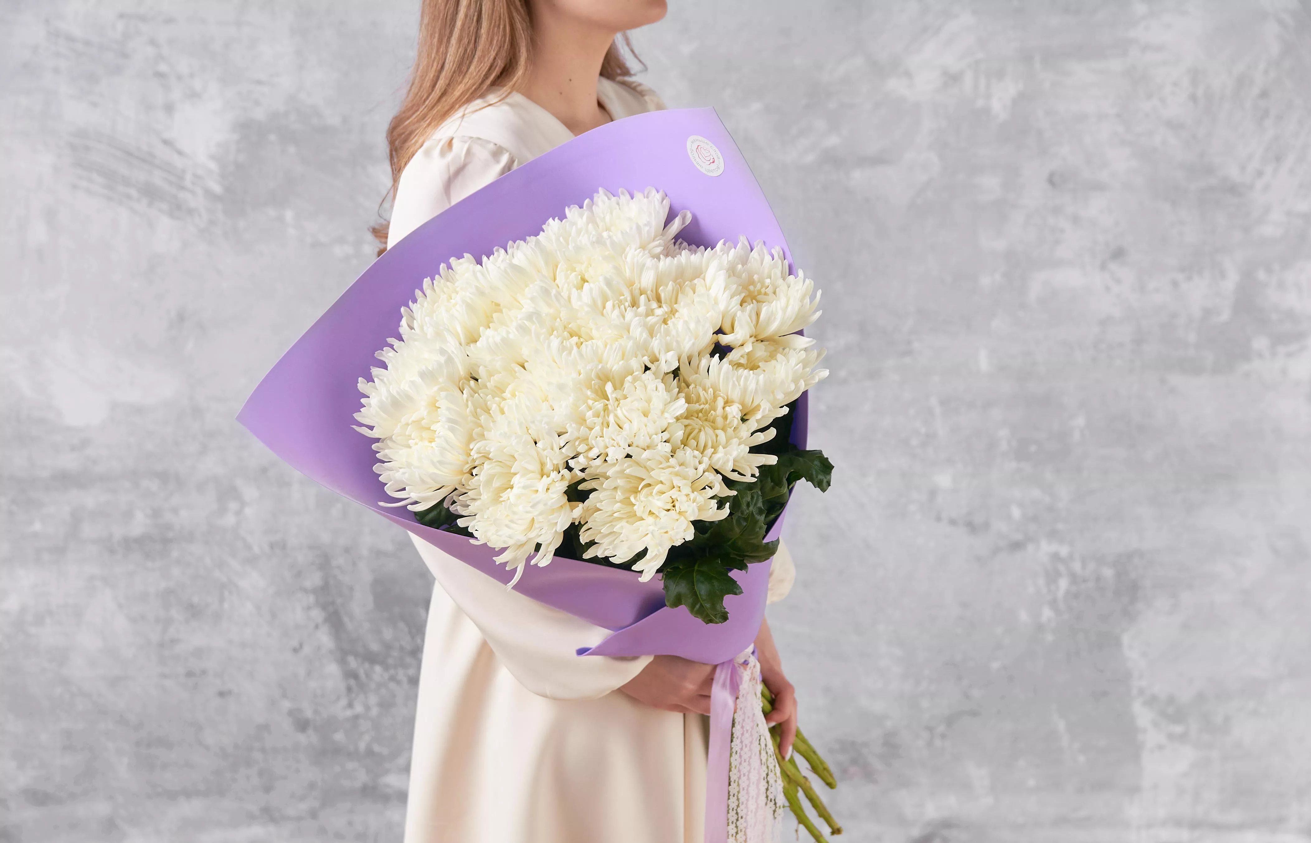 Как дольше сохранить хризантемы в вазе с водой?