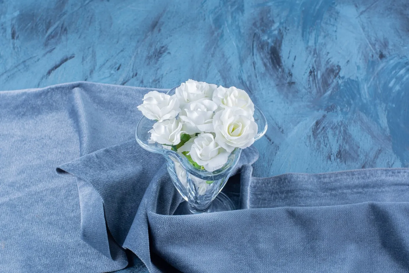 Какие цветы подарить Деве