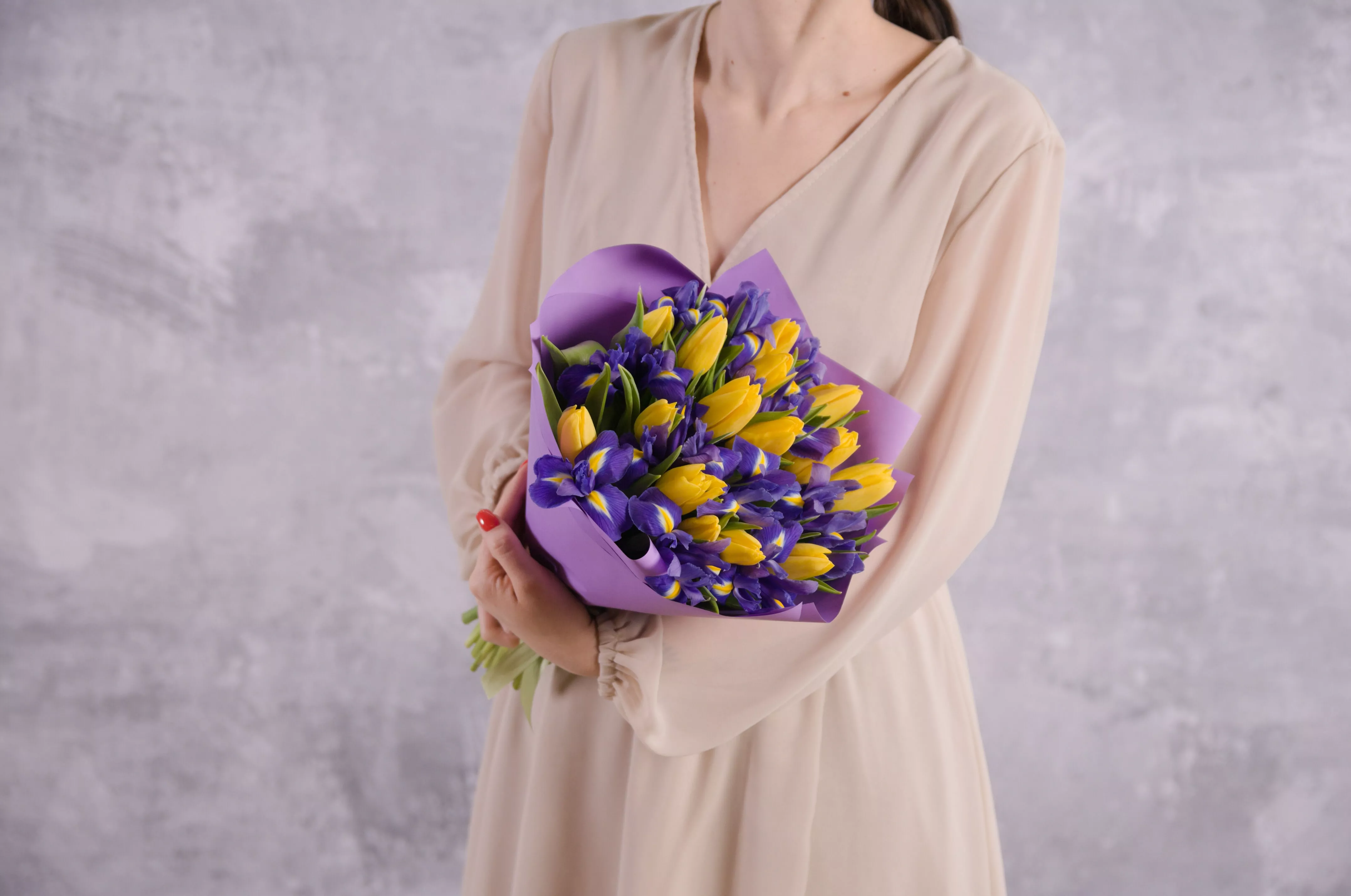 Какие цветы подарить девушке на защиту диплома?