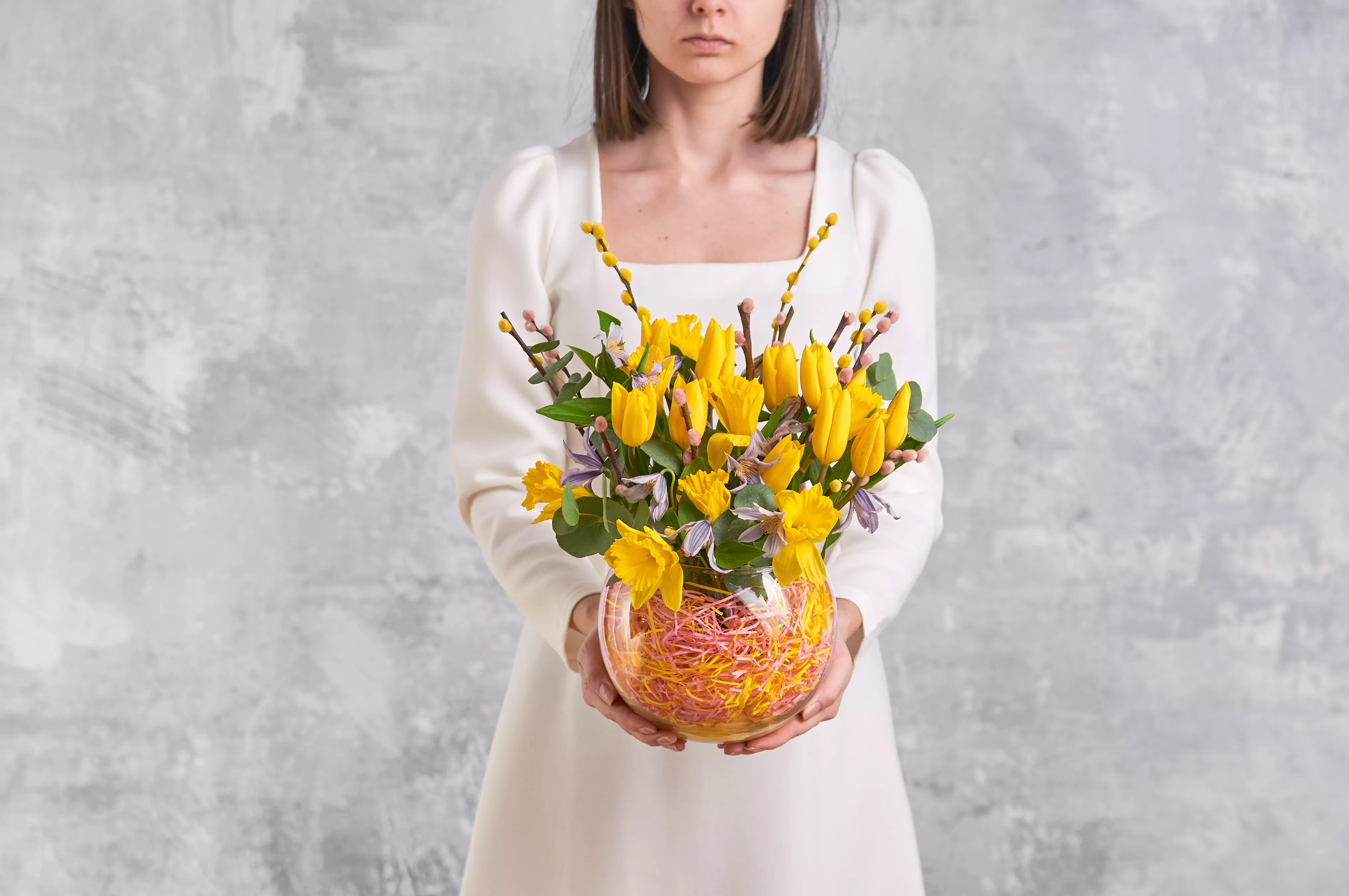 Что сделать чтобы цветы дольше стояли в вазе?