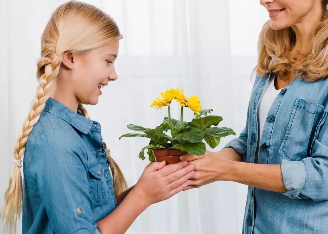 Какие цветы подарить ребенку