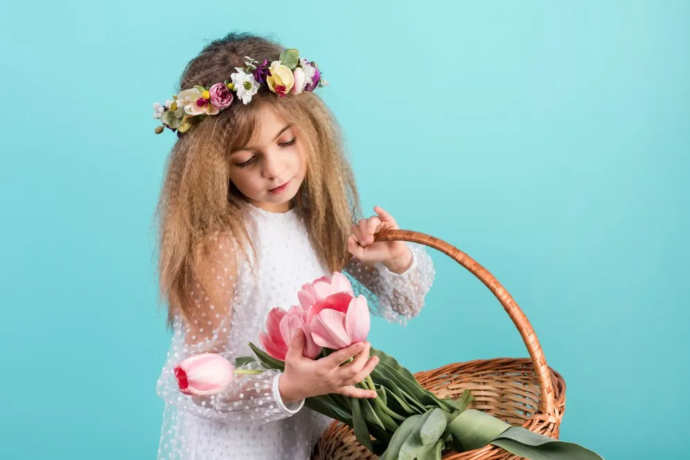 cute-girl-with-basket-looking-tulip-flowers_23-2148081654.jpg cute-girl-with-basket-looking-tulip-flowers_23-2148081654.jpg