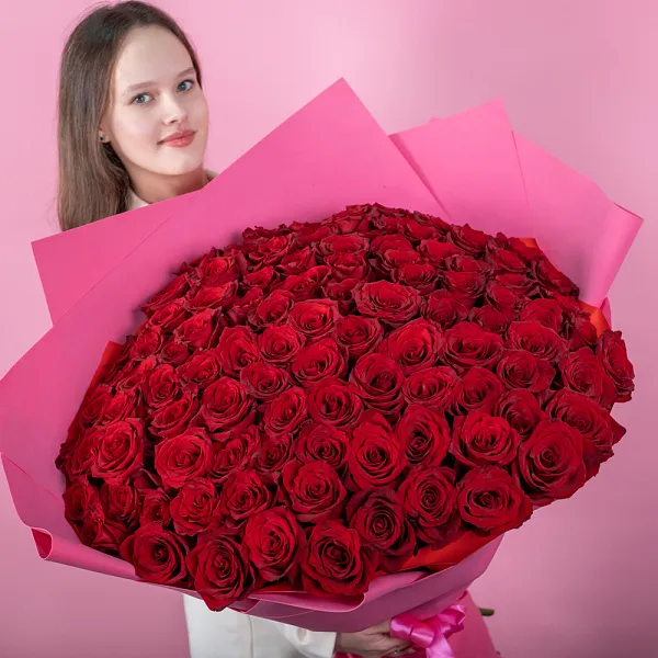 Купить Букет из 101 красной розы 60-70 см (Эквадор) в  с бесплатной доставкой: цена, фото, описание