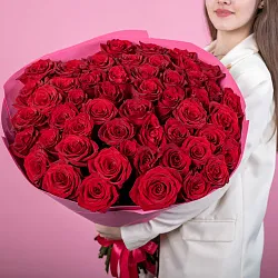 Купить Букет из 51 красной розы 60-70 см (Эквадор) в  с бесплатной доставкой: цена, фото, описание