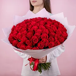 Купить Букет из 80 красных роз 50 см (Эквадор) в  с бесплатной доставкой: цена, фото, описание