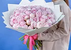 Купить Букет из 45 розовых пионов (Премиум) в  с бесплатной доставкой: цена, фото, описание