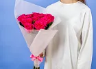 Купить Букет из 13 розовых роз 50 см (Эквадор) в  с бесплатной доставкой: цена, фото, описание