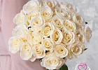 Купить Букет из 25 белых роз 40 см (Эквадор) в  с бесплатной доставкой: цена, фото, описание