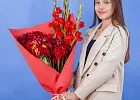 Купить Букет из гладиолусов и георгинов в  с бесплатной доставкой: цена, фото, описание