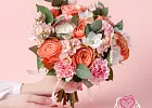Купить Букет невесты из роз Кагала, маттиолы и фрезии в Санкт-Петербурге с бесплатной доставкой: цена, фото, описание