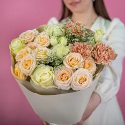 Купить Букет «Комплимент» в  с бесплатной доставкой: цена, фото, описание