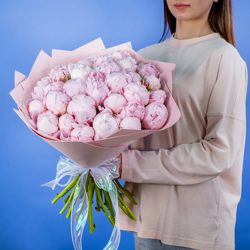 Букет из 30 розовых пионов (Премиум)
