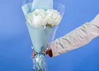 Купить Букет из 3 белых пионов (Премиум) в  с бесплатной доставкой: цена, фото, описание