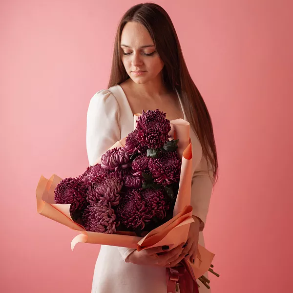 Купить Букет из 15 хризантем Бигуди Пёрпл в  с бесплатной доставкой: цена, фото, описание