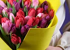 Купить Букет 35 тюльпанов микс в  с бесплатной доставкой: цена, фото, описание