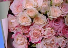 Купить Букет «19 кустовых роз микс» (Кения) в  с бесплатной доставкой: цена, фото, описание