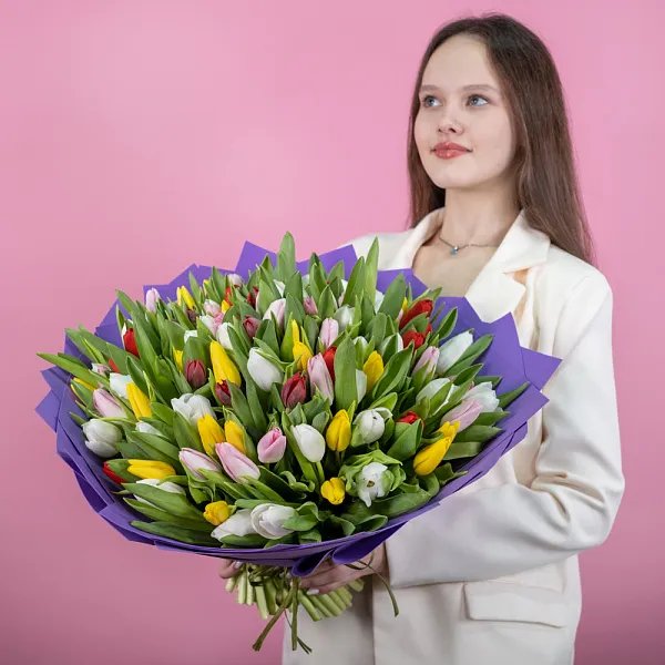 Купить Букет 101 тюльпан микс в  с бесплатной доставкой: цена, фото, описание