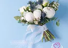 Купить Белый свадебный букет из пионов и хамелациума в  с бесплатной доставкой: цена, фото, описание