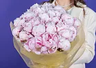 Купить Букет из 25 розовых пионов (Премиум) в  с бесплатной доставкой: цена, фото, описание