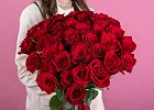 Купить Букет из 35 красных роз 50 см (Эквадор) под ленту в  с бесплатной доставкой: цена, фото, описание