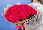 Купить Букет из 60 розовых роз 50 см (Эквадор) в  с бесплатной доставкой: цена, фото, описание