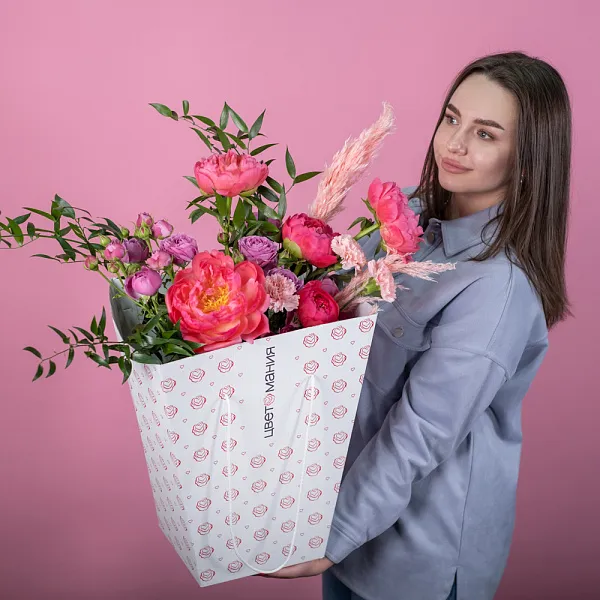 Купить Букет «Летний сад» в  с бесплатной доставкой: цена, фото, описание