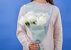 Купить Букет из 8 белых пионов (Премиум) в  с бесплатной доставкой: цена, фото, описание