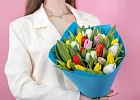 Купить Букет из 25 тюльпанов микс в  с бесплатной доставкой: цена, фото, описание