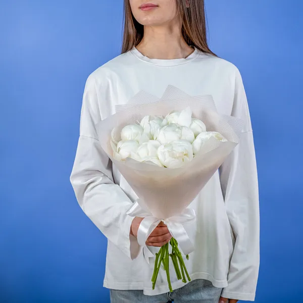 Купить Букет из 10 белых пионов (Премиум) в  с бесплатной доставкой: цена, фото, описание