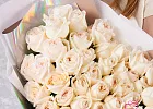 Купить Букет из 51 ароматной розы Вайт Охара в  с бесплатной доставкой: цена, фото, описание
