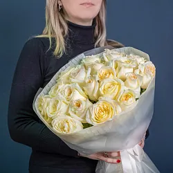 Купить Букет из 21 розы в  с бесплатной доставкой: цена, фото, описание