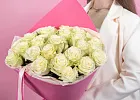 Купить Букет из 25 белых роз 40-50 см (Эквадор) в  с бесплатной доставкой: цена, фото, описание