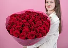 Купить Букет из 51 красной розы 60-70 см (Эквадор) в  с бесплатной доставкой: цена, фото, описание