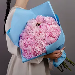 Купить Букет из 15 розовых пионов (Стандарт) в Санкт-Петербурге с бесплатной доставкой: цена, фото, описание