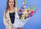 Купить Букет из 11 гладиолусов микс с экзотикой в  с бесплатной доставкой: цена, фото, описание