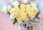 Купить Букет из 25 французских роз Кенди лайт в  с бесплатной доставкой: цена, фото, описание