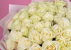 Купить Букет из 51 белой розы 40-50 см (Эквадор) в  с бесплатной доставкой: цена, фото, описание