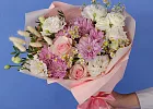 Купить Букет «Все просто» из ромашек, роз и кустовых хризантем в  с бесплатной доставкой: цена, фото, описание