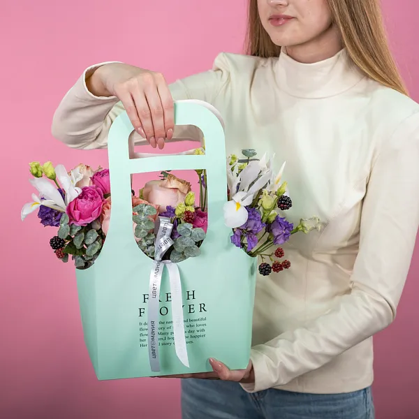 Купить Композиция в сумочке «Мята» в  с бесплатной доставкой: цена, фото, описание