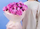 Купить Букет из 35 малиновых пионов (Премиум) в  с бесплатной доставкой: цена, фото, описание