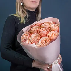 Купить Букет из 11 роз в  с бесплатной доставкой: цена, фото, описание