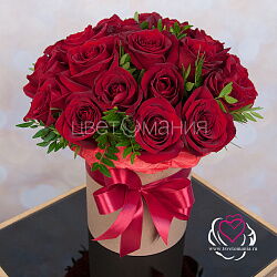Купить Коробка в шляпной коробке «25 красных роз» в Санкт-Петербурге с бесплатной доставкой: цена, фото, описание