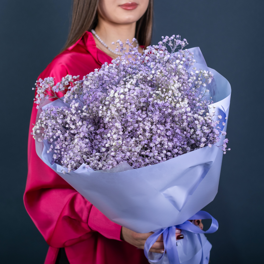 Букет из фиолетовых гипсофил