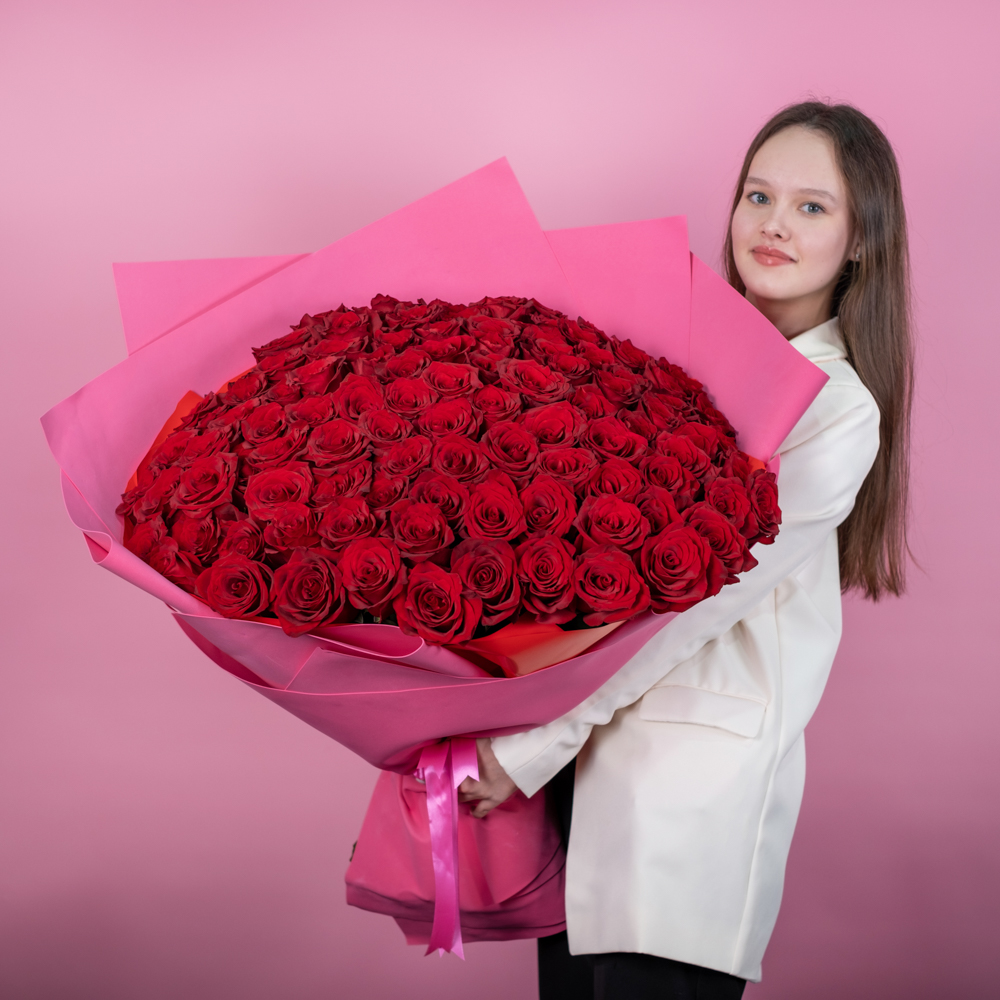 Букет из 101 красной розы 60-70 см (Эквадор)