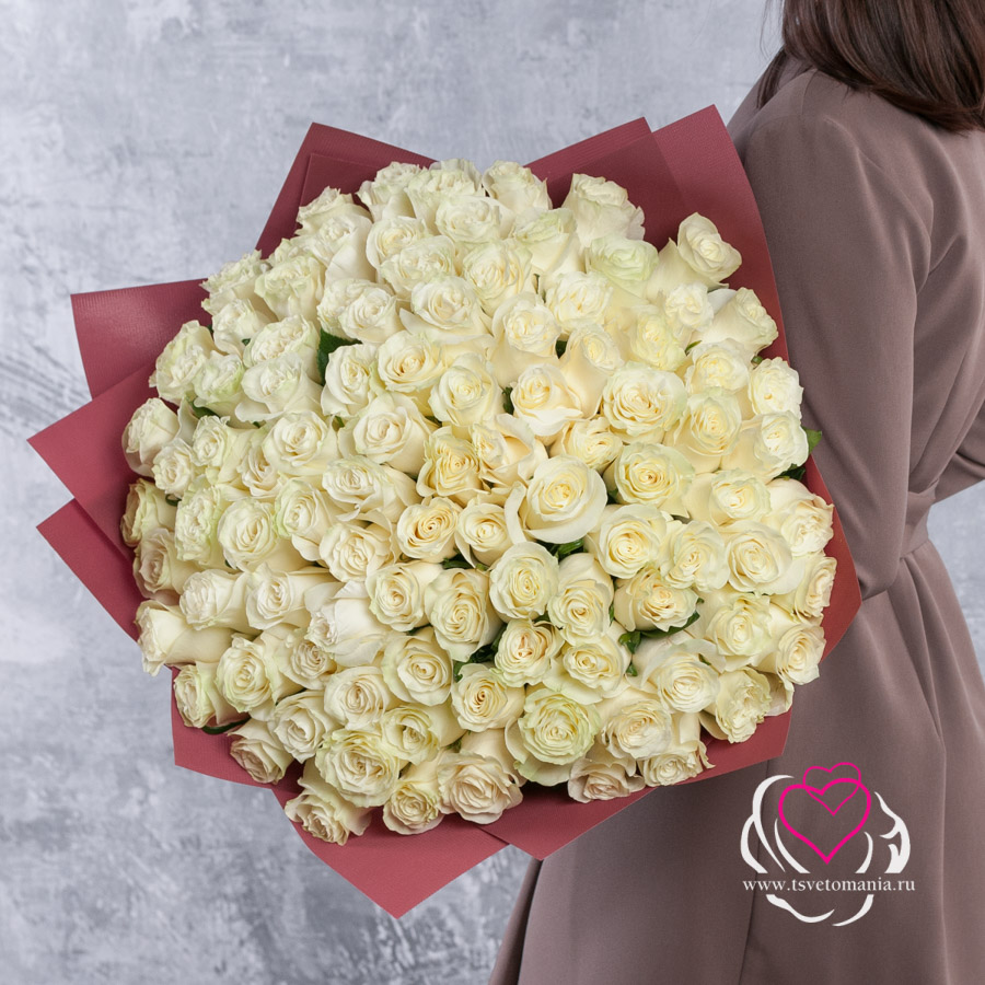 Букет из 101 белой розы 40-50 см (Эквадор)