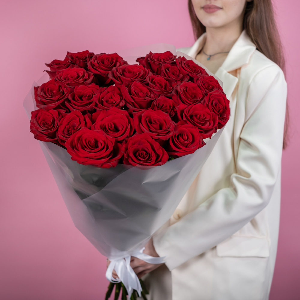 Букет из 25 красных роз 60-70 см (Эквадор)
