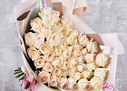 Купить Букет из 51 ароматной розы Вайт Охара в Санкт-Петербурге с бесплатной доставкой: цена, фото, описание